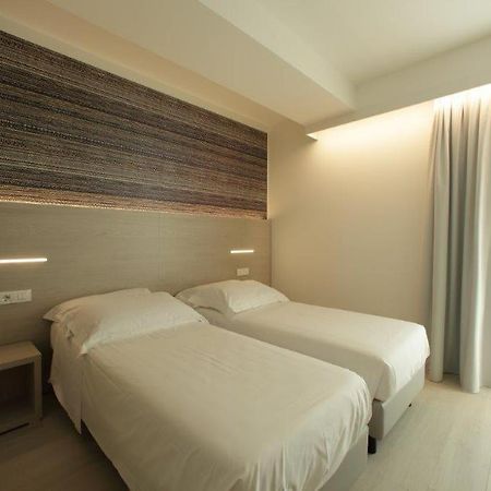 Hotel San Marco Πεσκιέρα ντελ Γκάρντα Εξωτερικό φωτογραφία