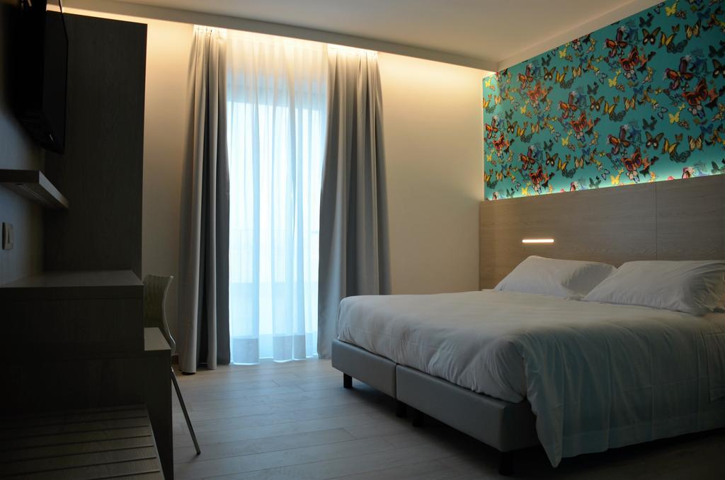 Hotel San Marco Πεσκιέρα ντελ Γκάρντα Εξωτερικό φωτογραφία