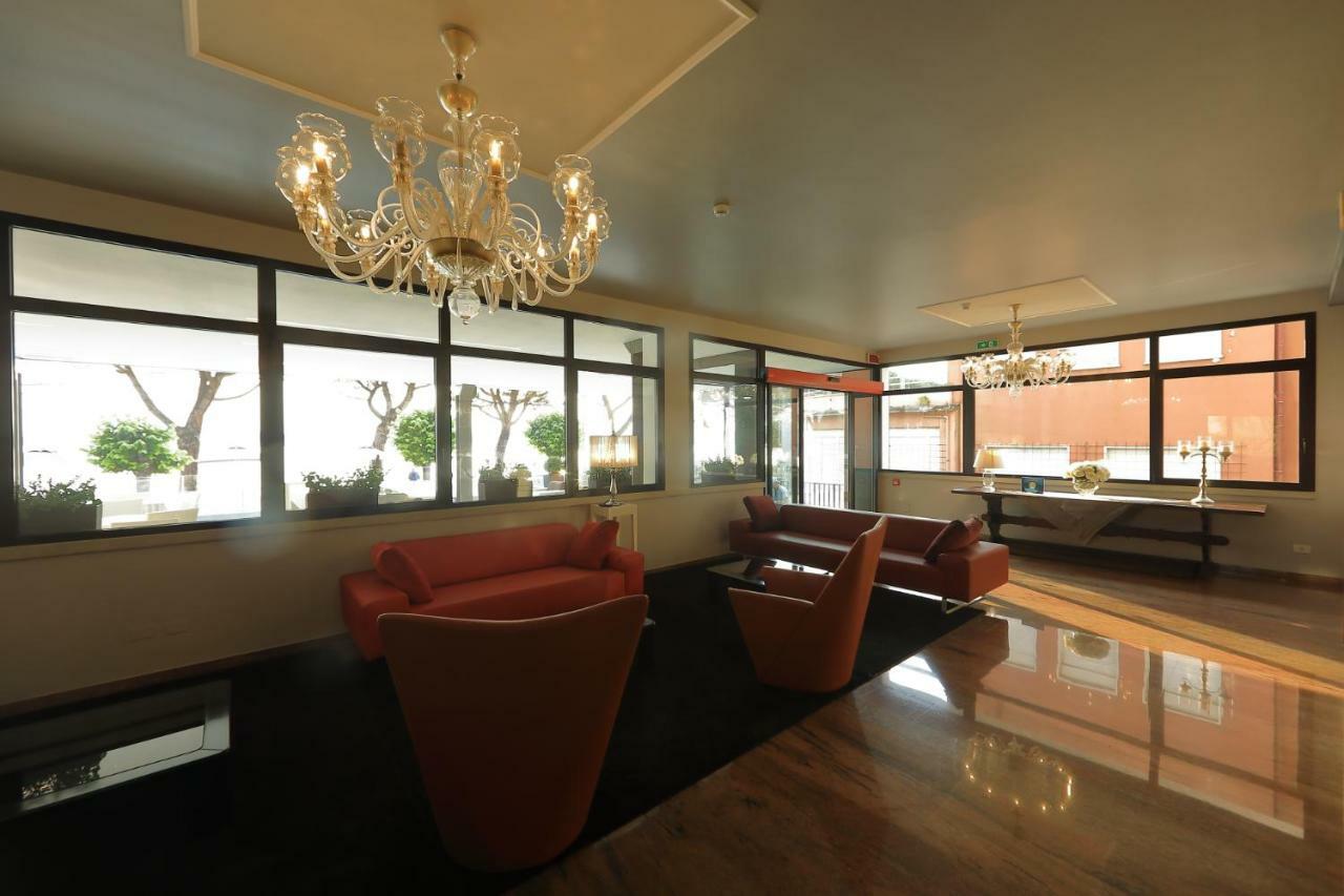 Hotel San Marco Πεσκιέρα ντελ Γκάρντα Εξωτερικό φωτογραφία