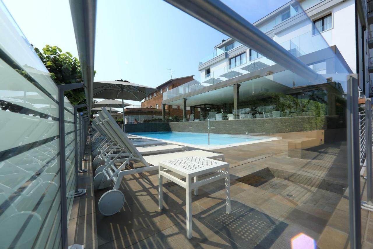 Hotel San Marco Πεσκιέρα ντελ Γκάρντα Εξωτερικό φωτογραφία